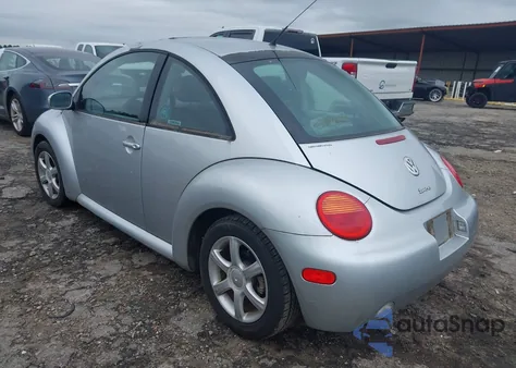 2004 Volkswagen New Beetle Gls 1.8T из США, поврежденный, VIN 3VWCD21C84M402662